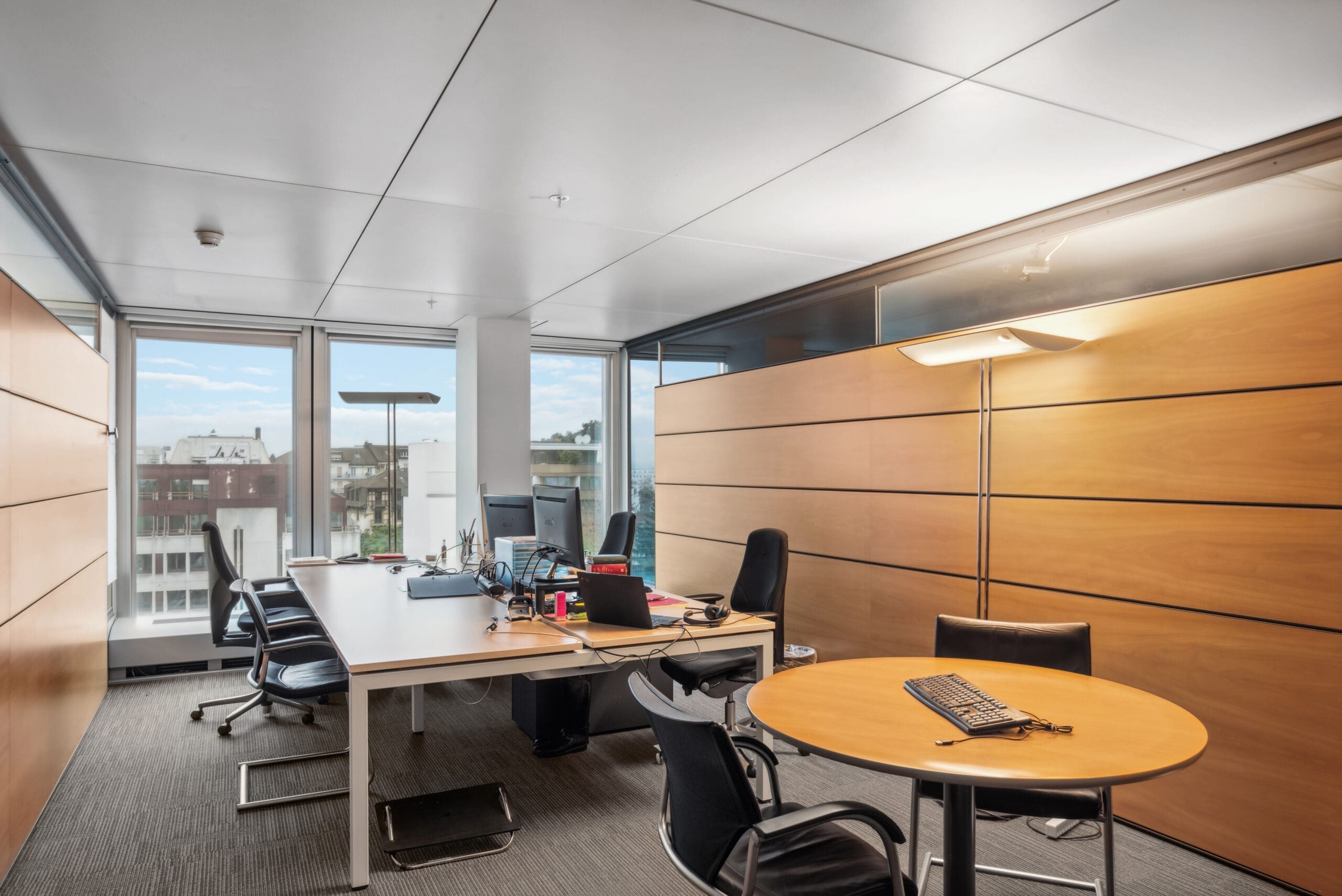 session_          invite_